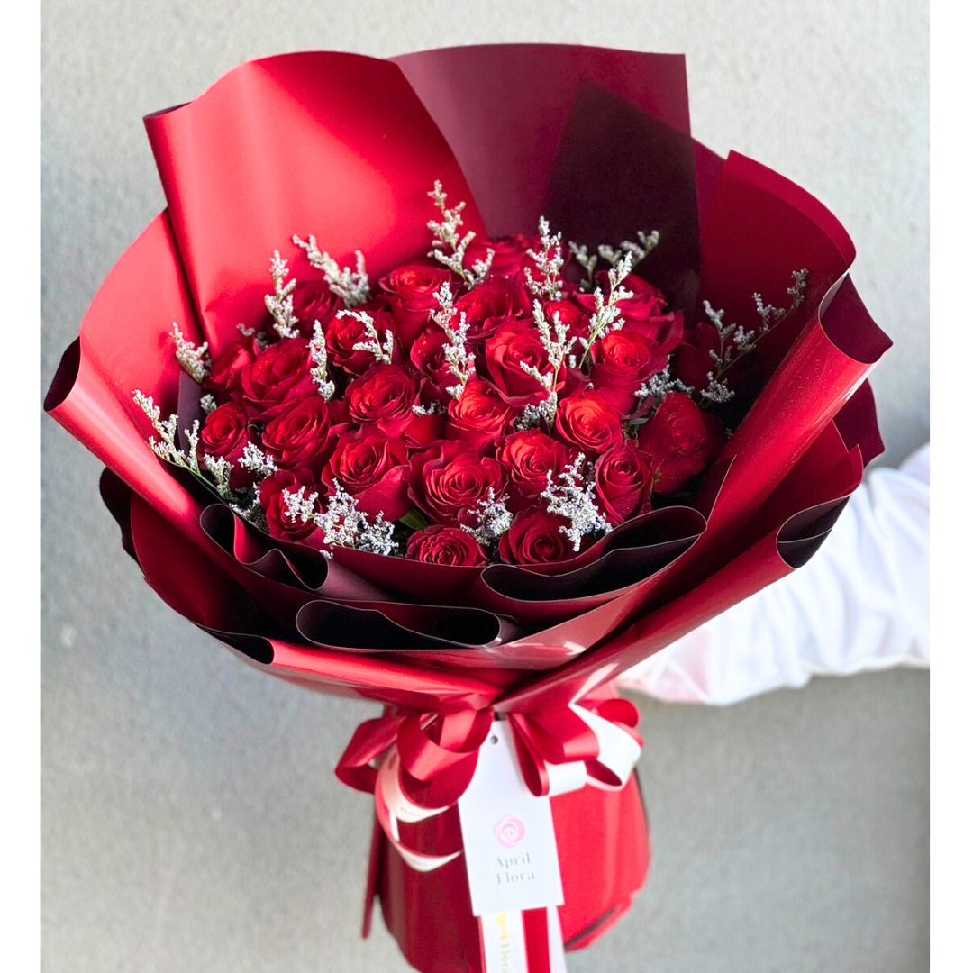 "Heartfelt" Large Bouquet Of 30 Red Roses - Valentine's collection