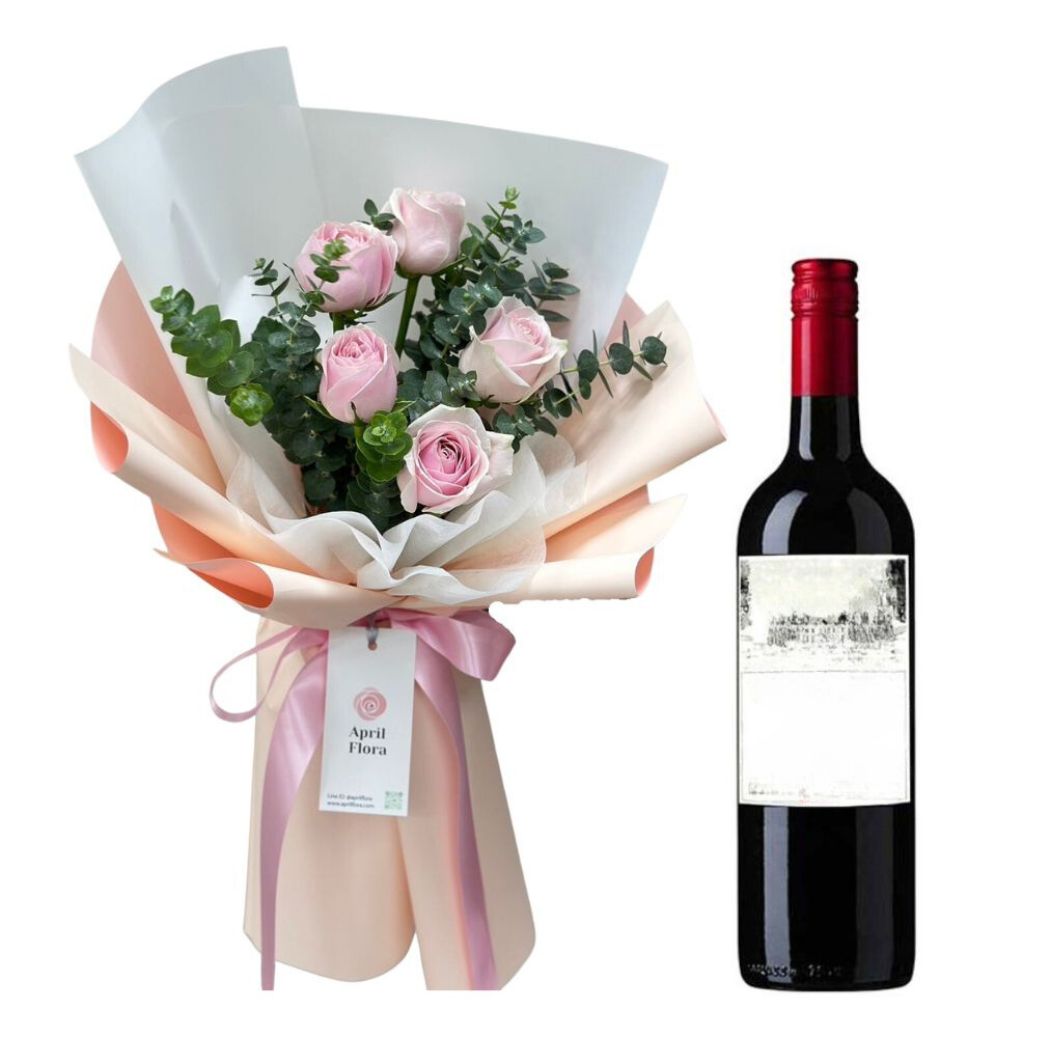 Bouquet Of 5 Roses With Red Wine